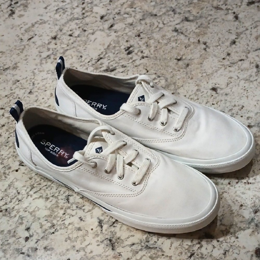 Sperry Memory Foam Womens Canvas Shoes..11